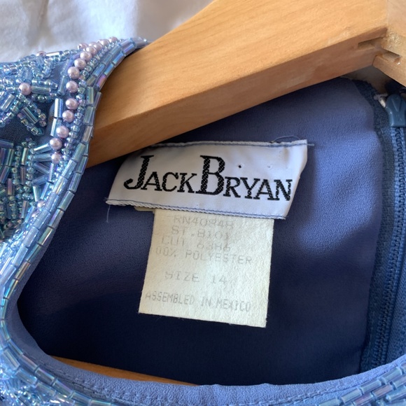 Dress - Picture 4 of 5